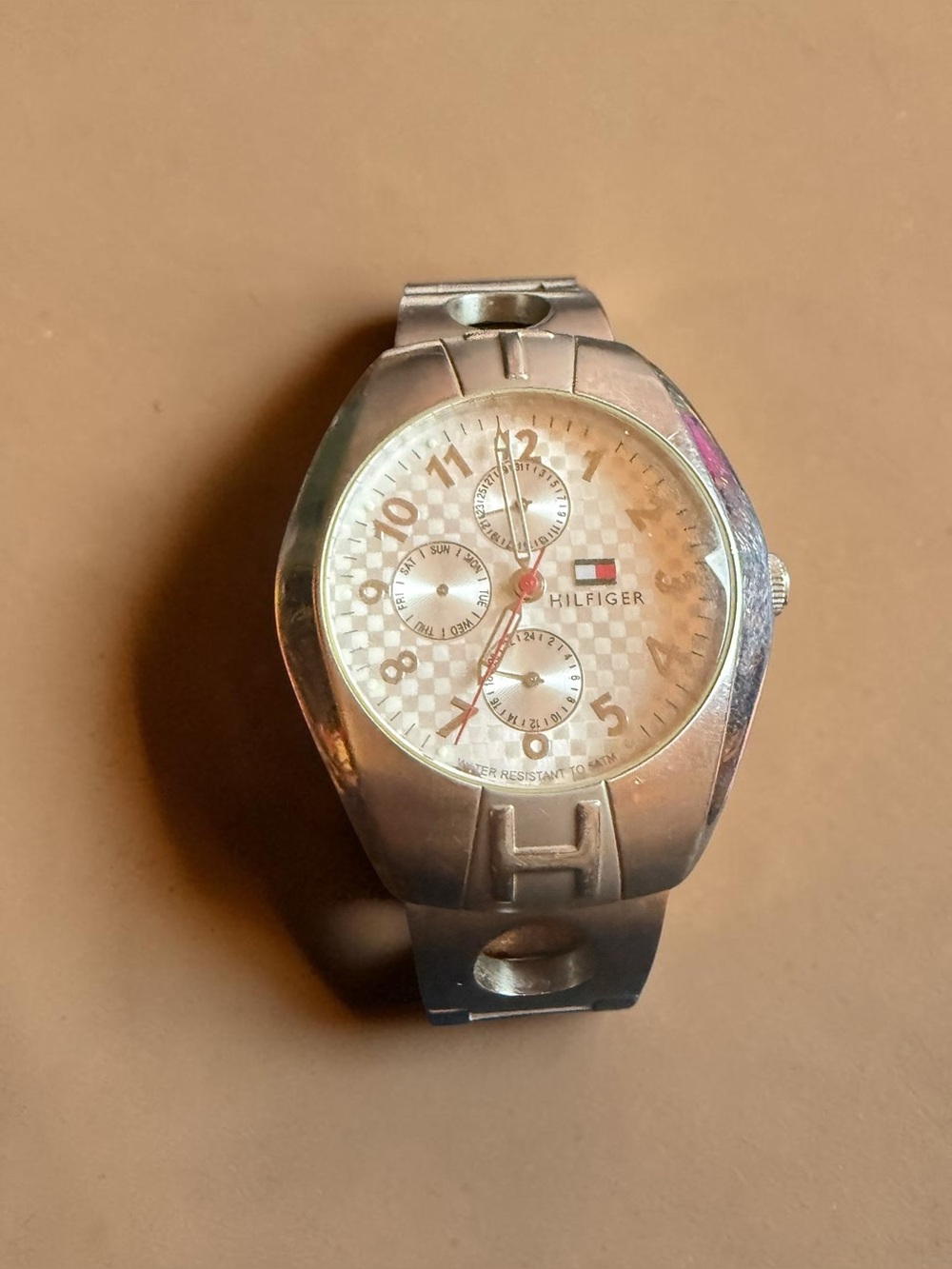 Tommy Hilfiger F90289 Multifunction Quartz Men’s Wristwatch